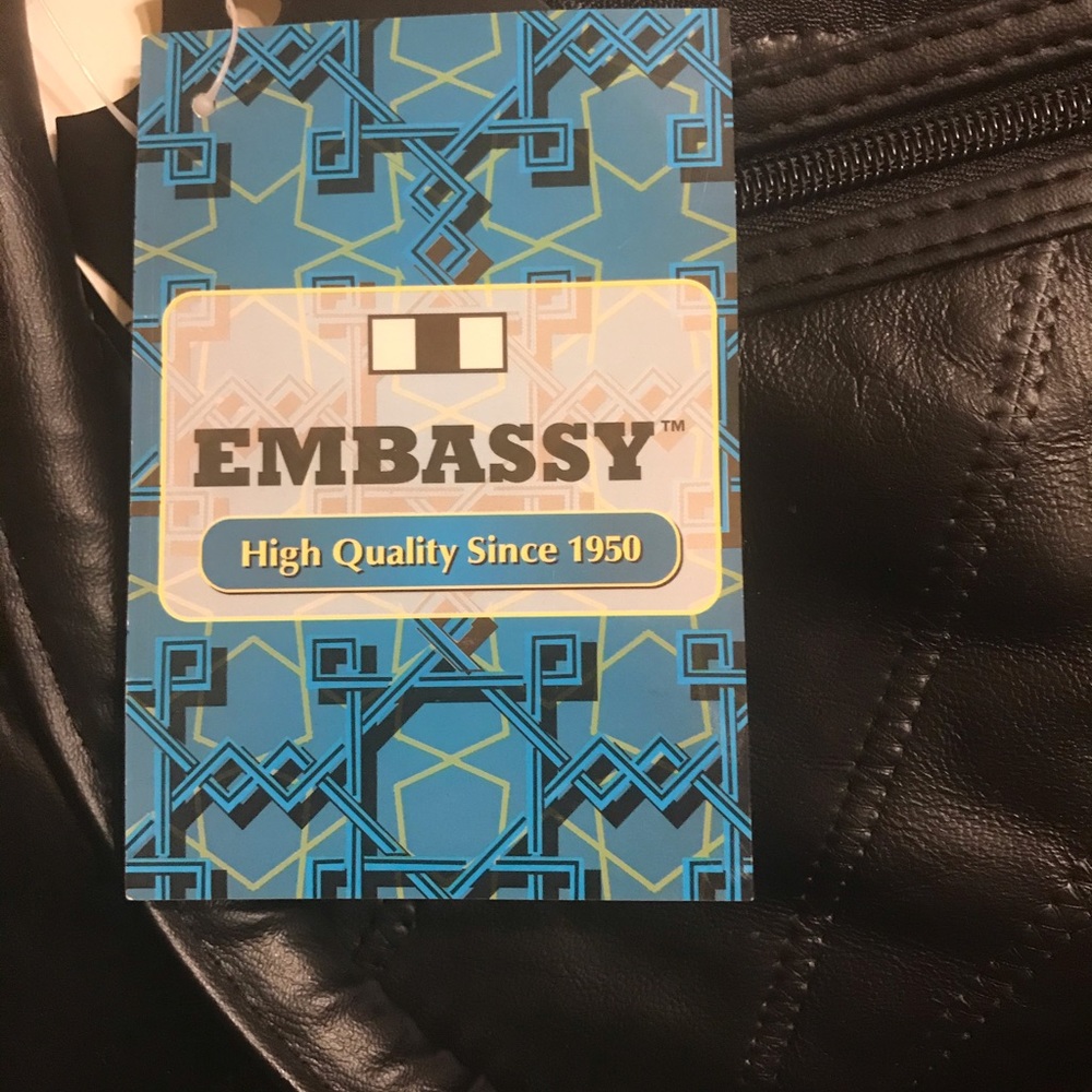 18” Tote Genuine leather Bag - Picture 2 of 8